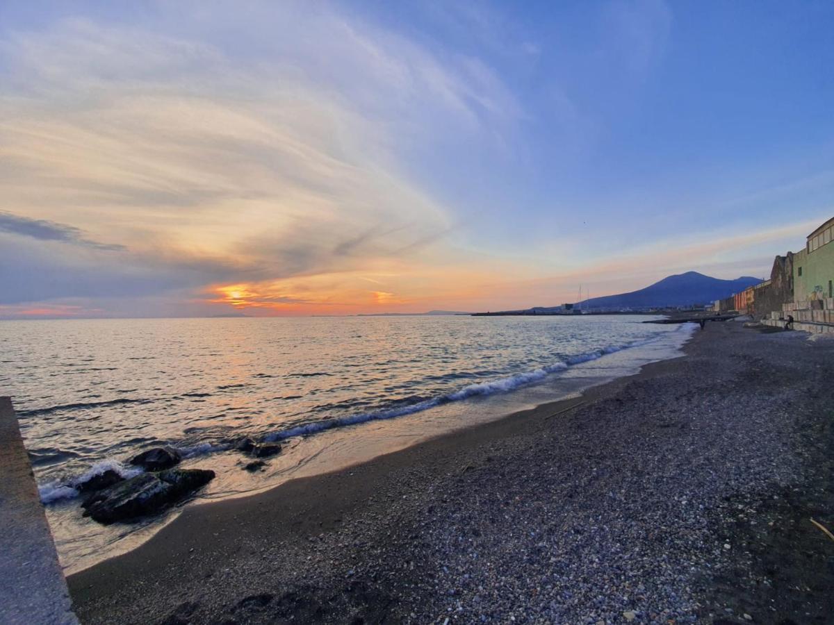 Deviveschi Guest House Castellammare di Stabia Exterior foto